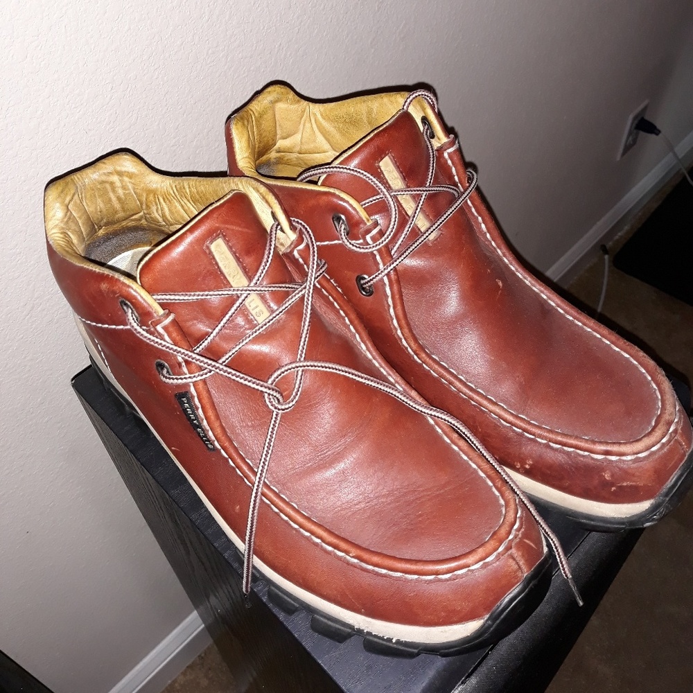 Perry Ellis Progress Lea Burgundy suede